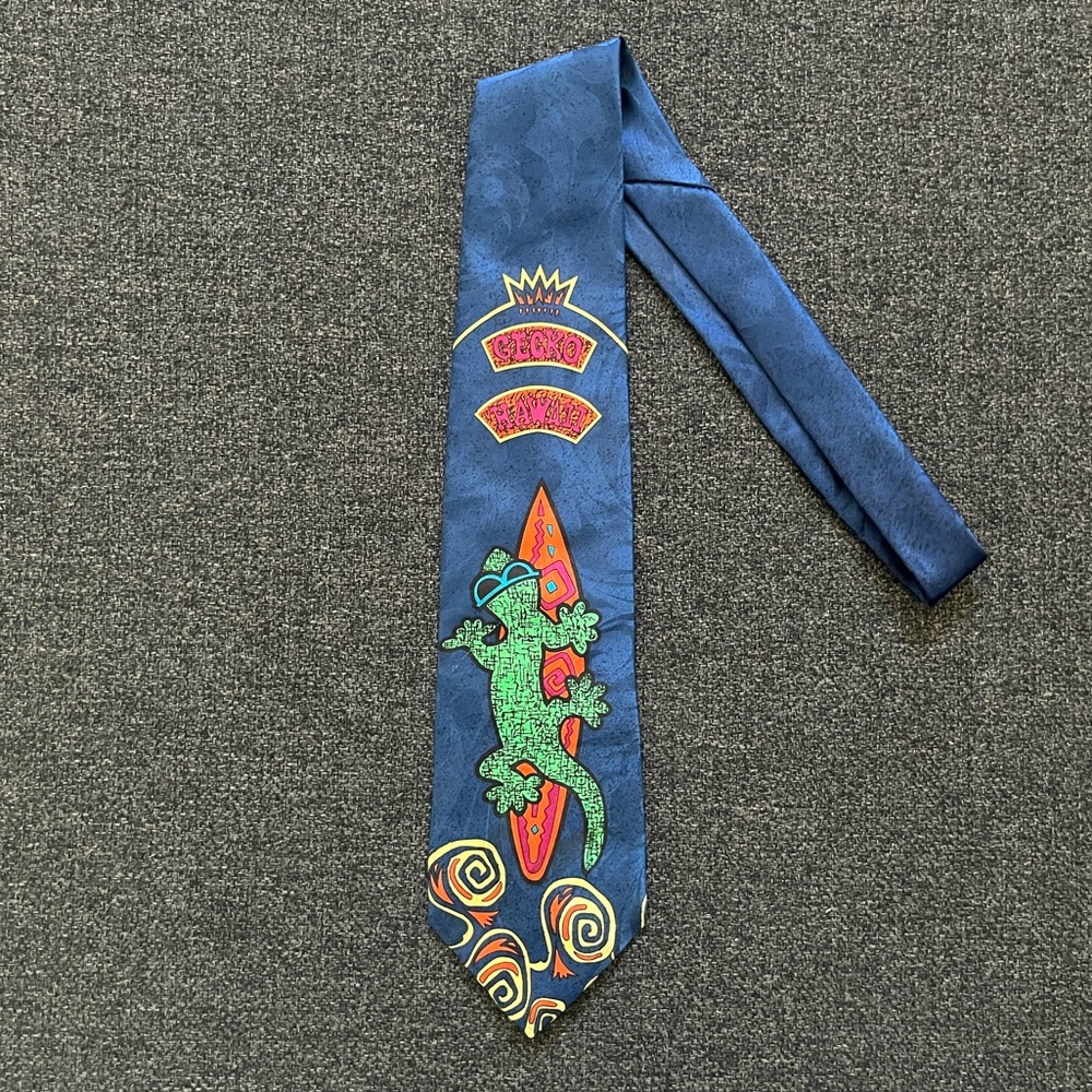 •Vintage Gecko Hawaii Tie•
